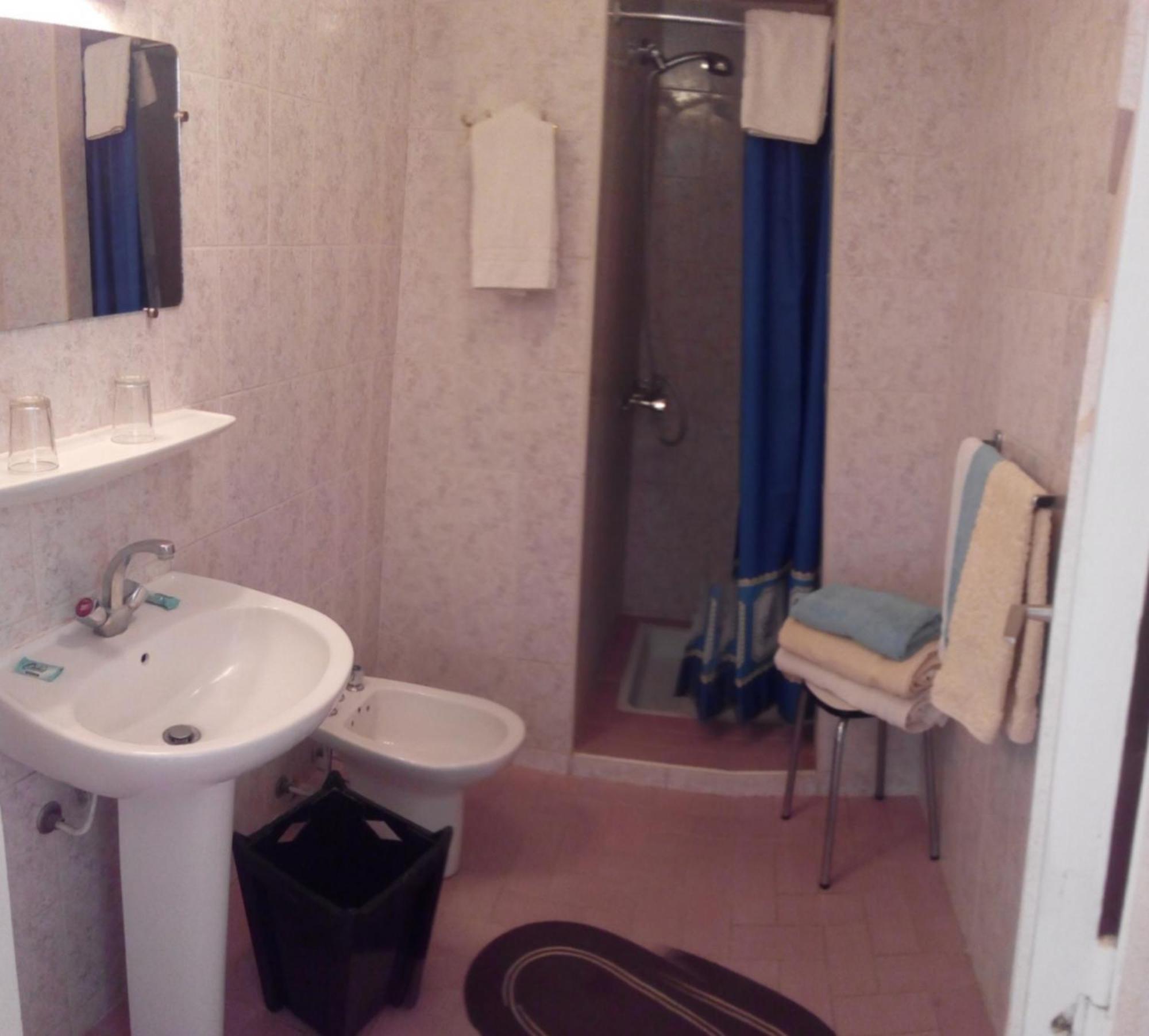 Hotel Les Amandiers Tafraout Buitenkant foto
