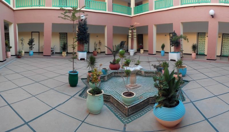 Hotel Les Amandiers Tafraout Buitenkant foto